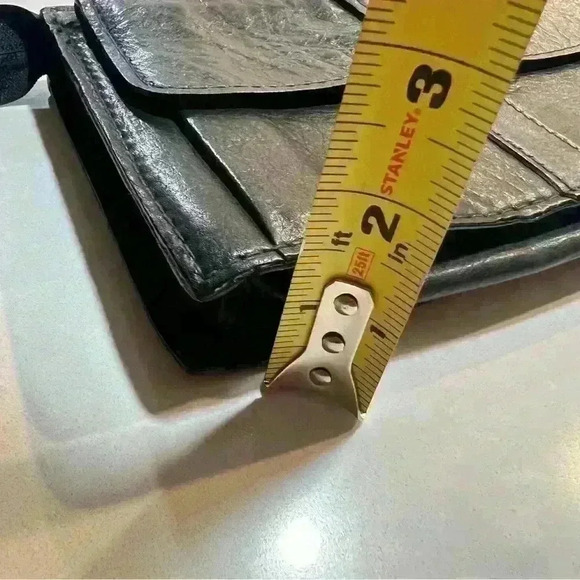 FIOCCHI ITALY BLACK LEATHER MESSENGER BAG  MINI BAG WITH LOCK KEY - Picture 11 of 13